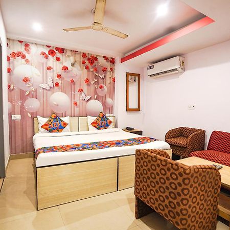 Fabexpress R Inn - Nr Prayagraj Railway Station Muthiganj Kültér fotó