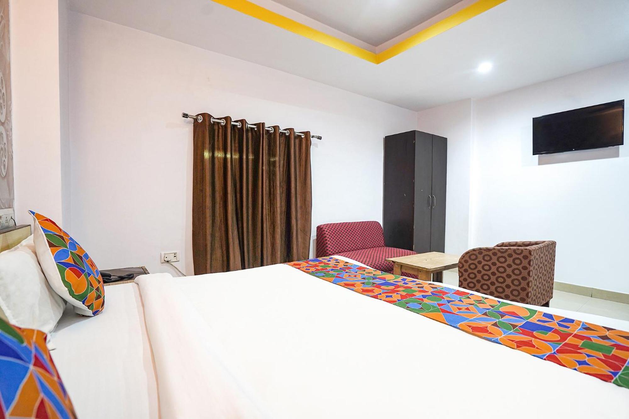 Fabexpress R Inn - Nr Prayagraj Railway Station Muthiganj Kültér fotó